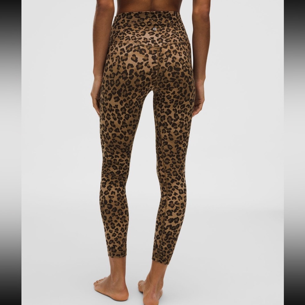 Lululemon Léopard Leopard 25” Align High Rise HR … - image 1